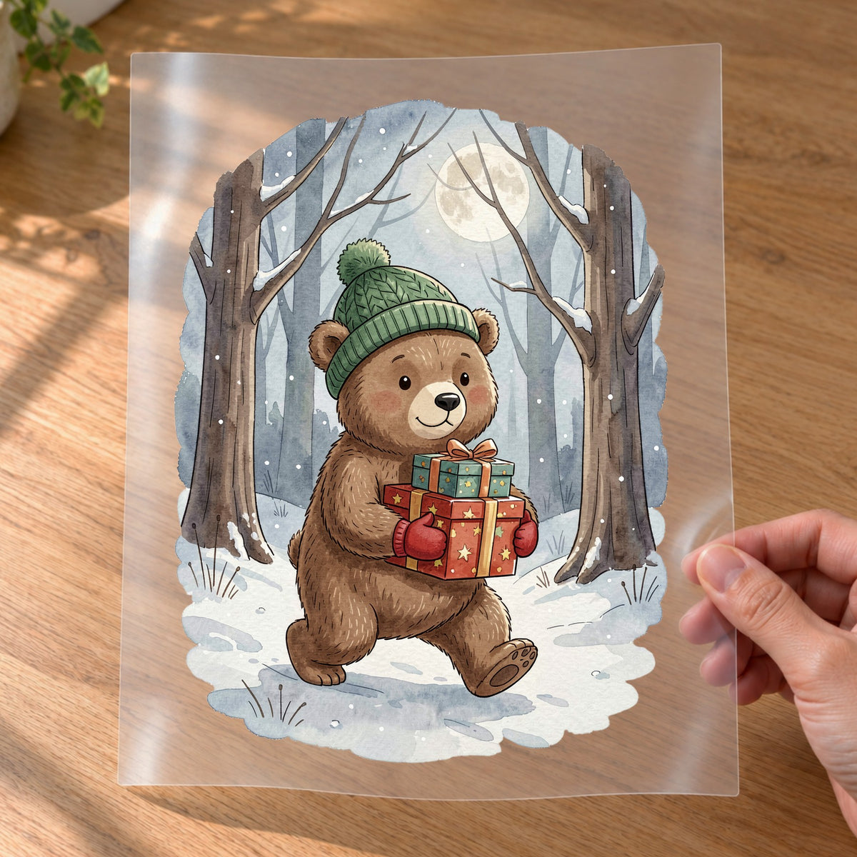 Bügelbild: Bär mit Geschenken im Schnee inkl. Anleitung – auf Transferfolie