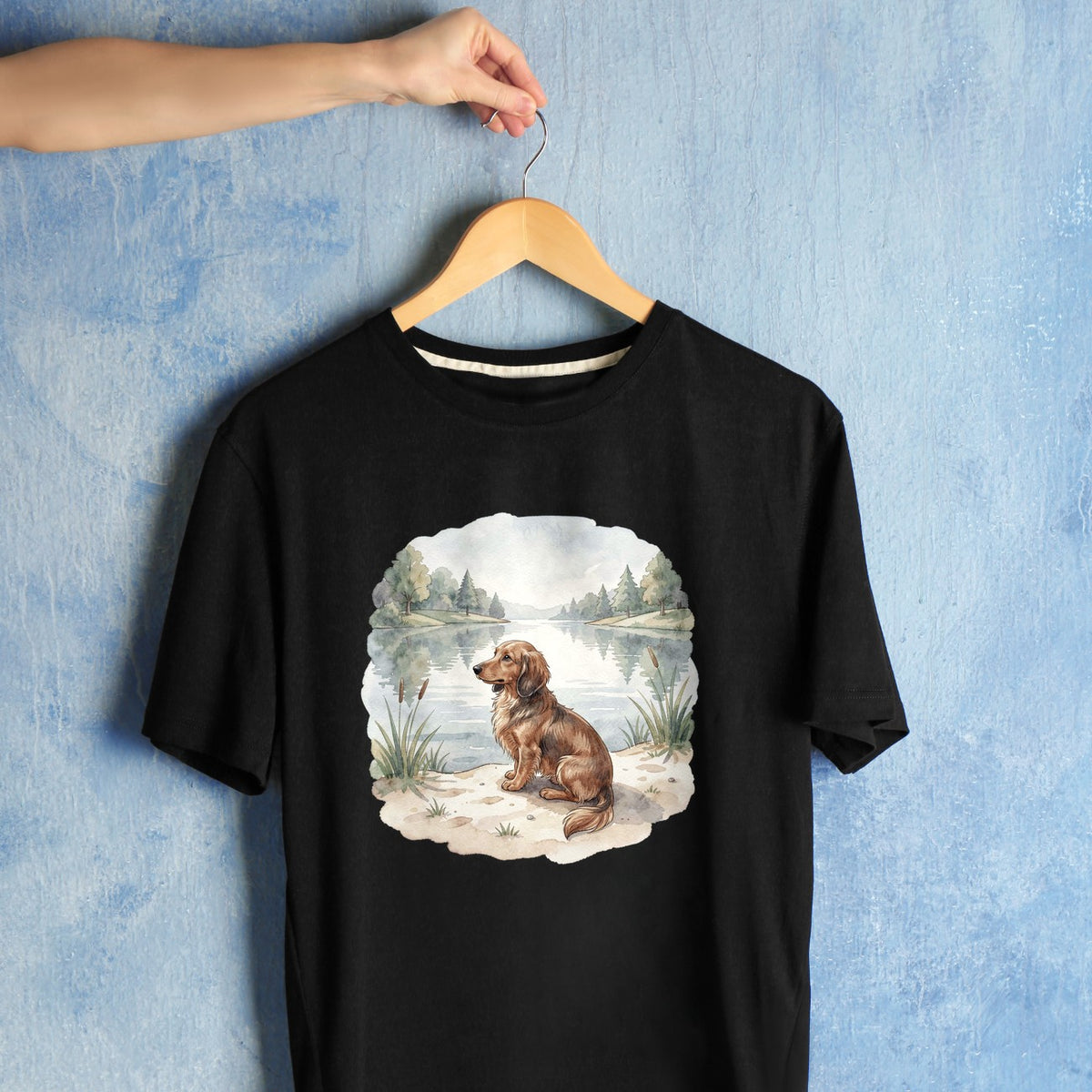 Bügelbild: Dackel am ruhigen See inkl. Anleitung – auf schwarzem T-Shirt