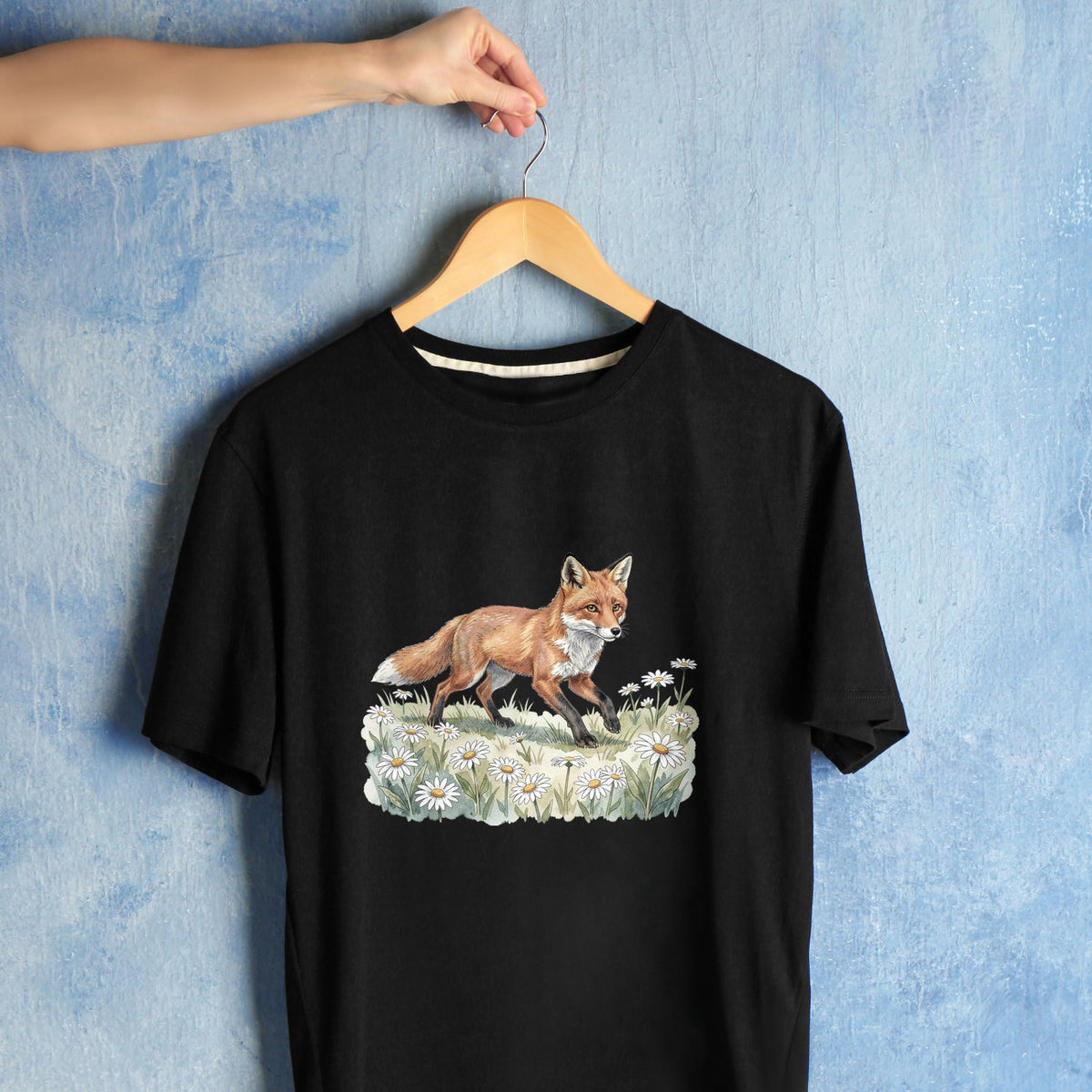Bügelbild: Fuchs im Mohnfeld inkl. Anleitung – auf schwarzem T-Shirt
