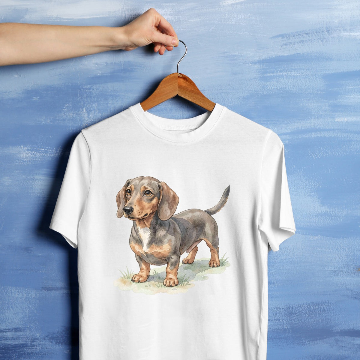 Bügelbild: Dackel auf Wiesenpatrouille inkl. Anleitung – auf weißem T-Shirt