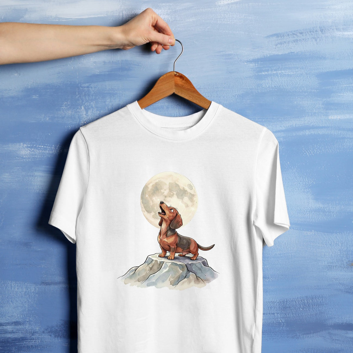 Bügelbild: Dackel heult nach dem Mond inkl. Anleitung – auf weißem T-Shirt