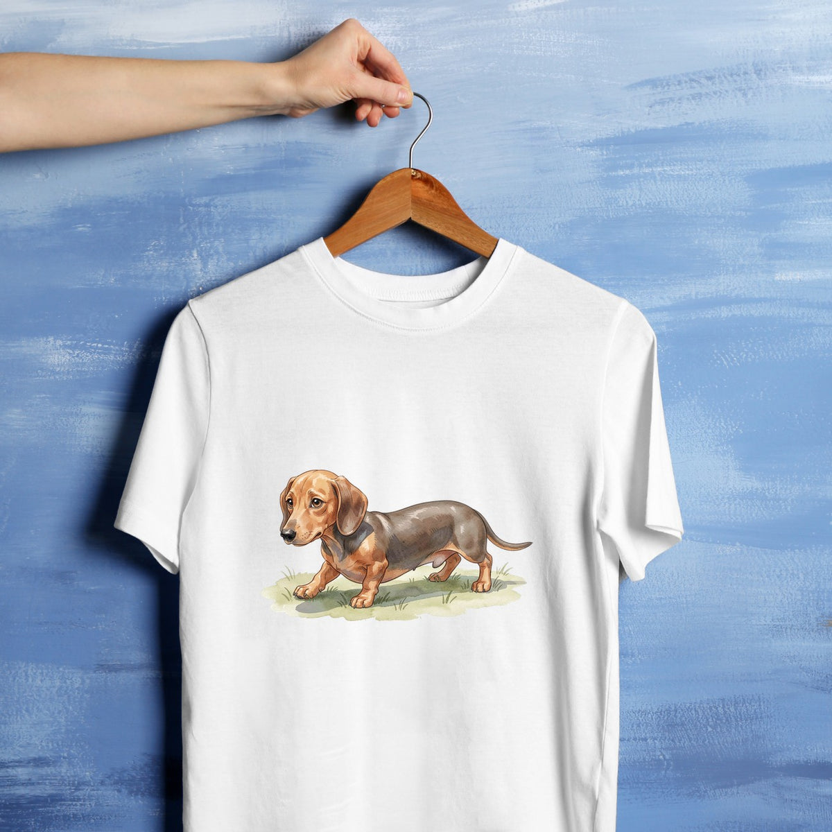 Bügelbild: Dackel im Stand inkl. Anleitung – auf weißem T-Shirt