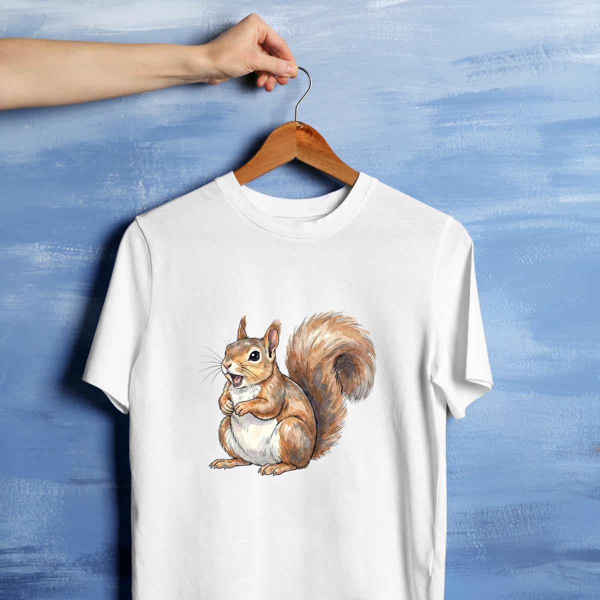 Bügelbild: Eichhörnchen mit offenem Mund inkl. Anleitung – auf weißem T-Shirt