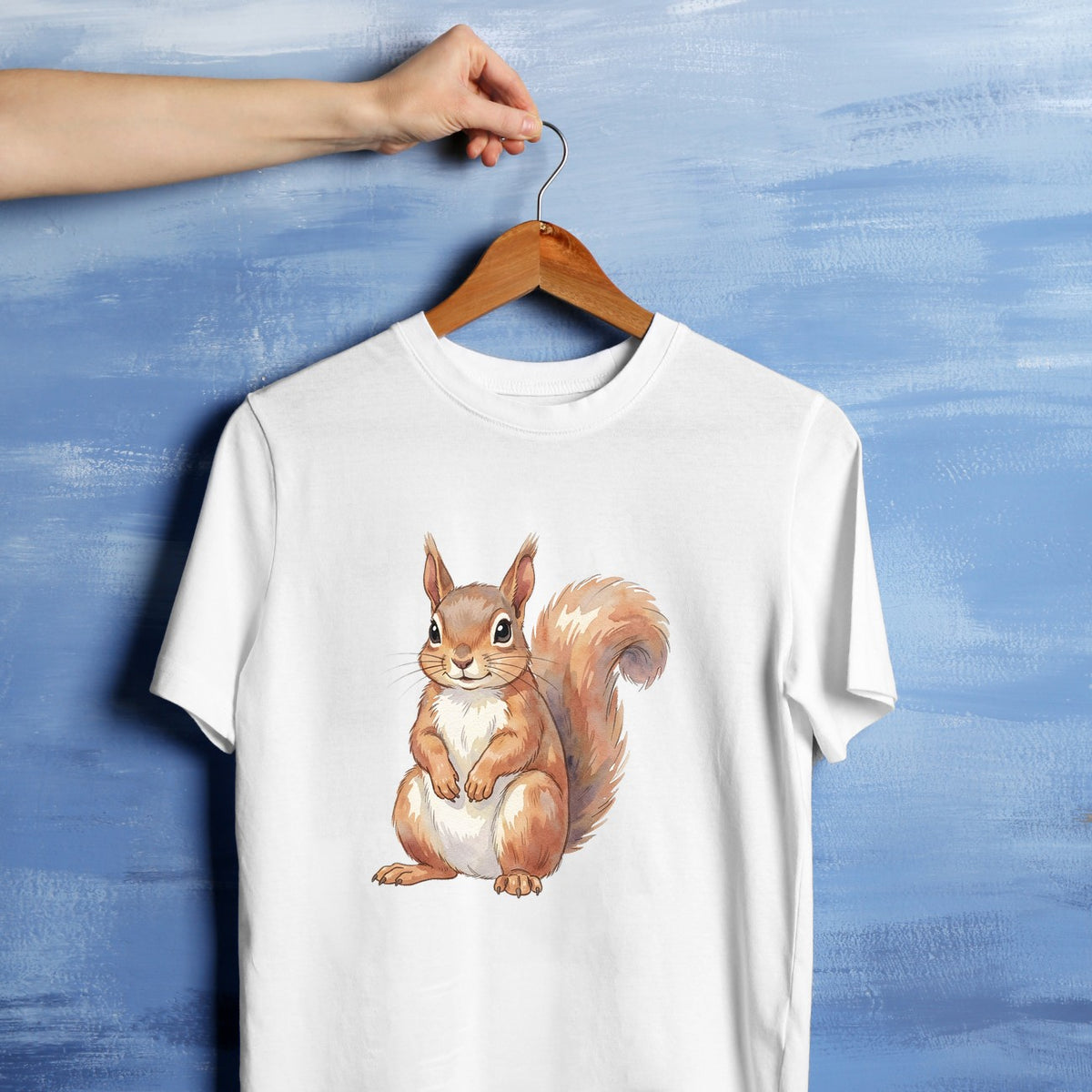 Bügelbild: Lachendes Eichhörnchen inkl. Anleitung – auf weißem T-Shirt