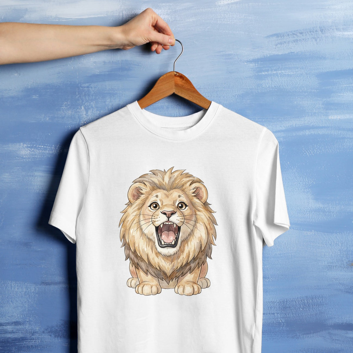 Bügelbild: Lauter Löwe mit Mähne inkl. Anleitung – auf weißem T-Shirt