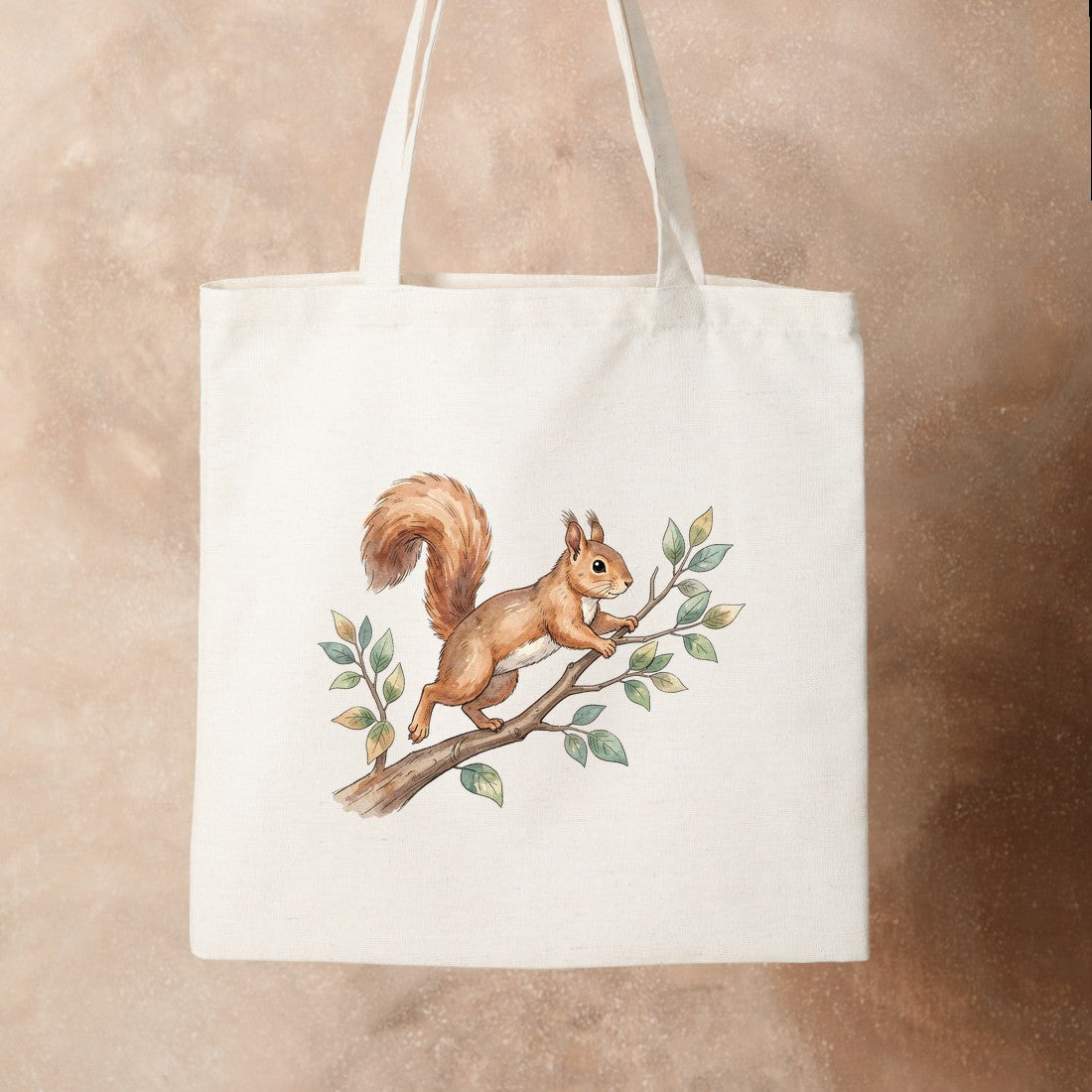 Bügelbild: Eichhörnchen klettert im Baum inkl. Anleitung – auf Stofftasche
